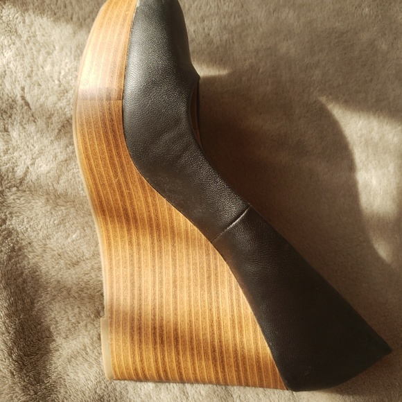 Jaylen r2 size 9 heals - Picture 3 of 3